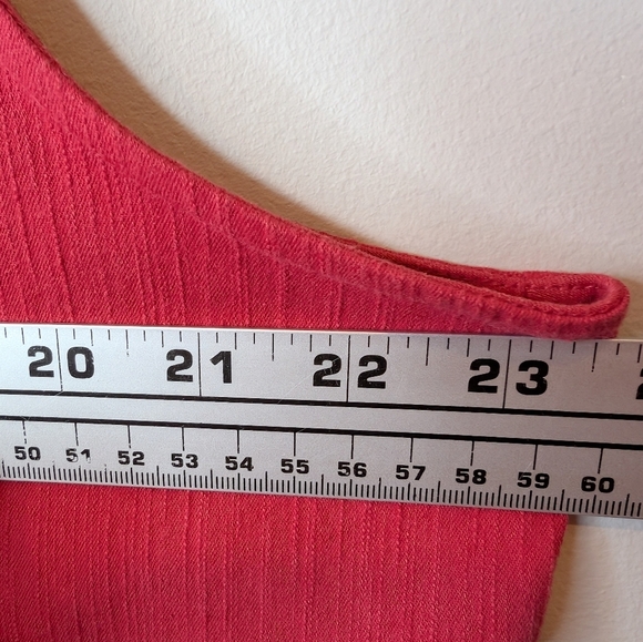 CJ Banks XL Red Button Down Sleeveless Detailed Neckline Vest Top Women's - Picture 8 of 8